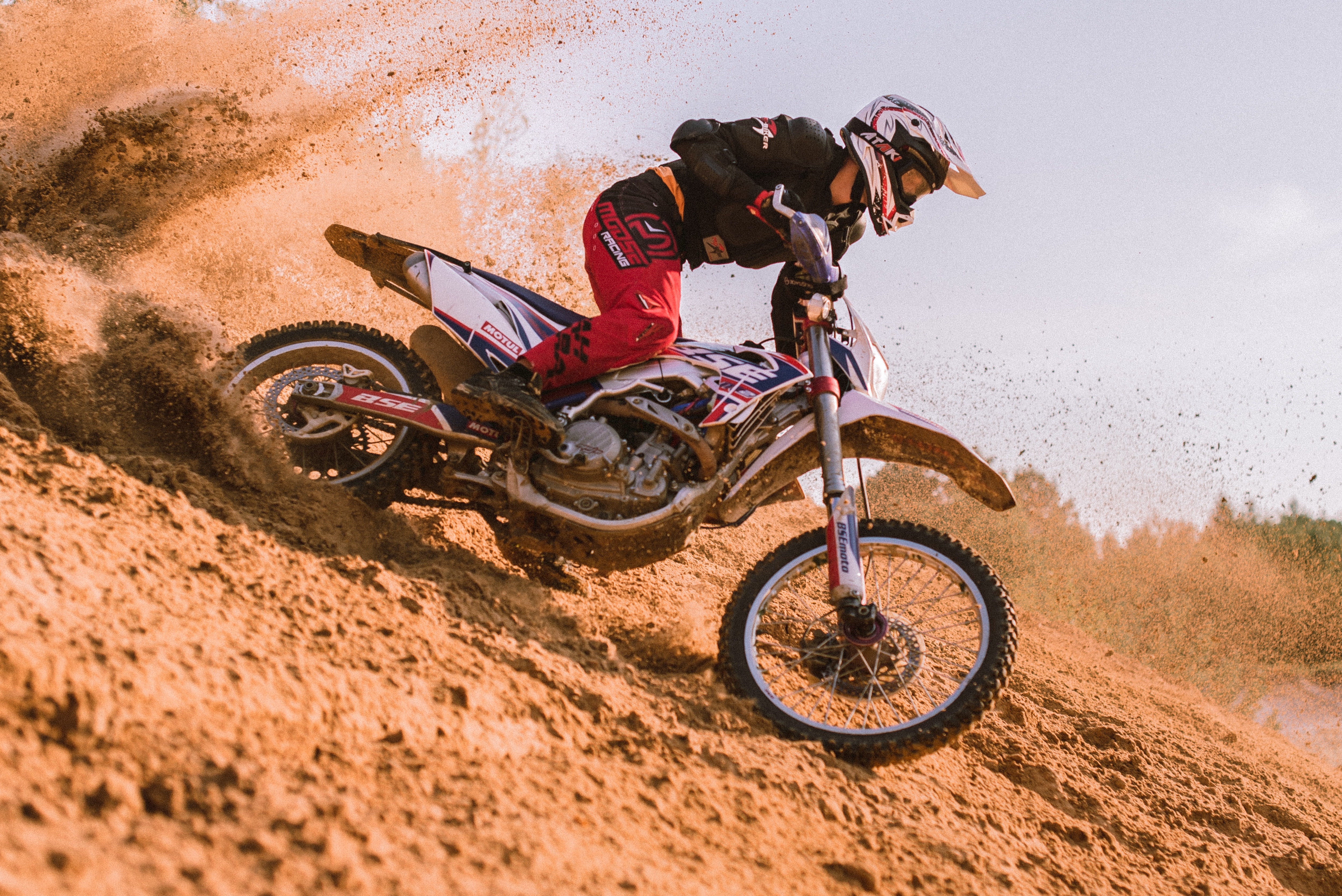 5 Best Motocross Gloves For Off-Road Riders