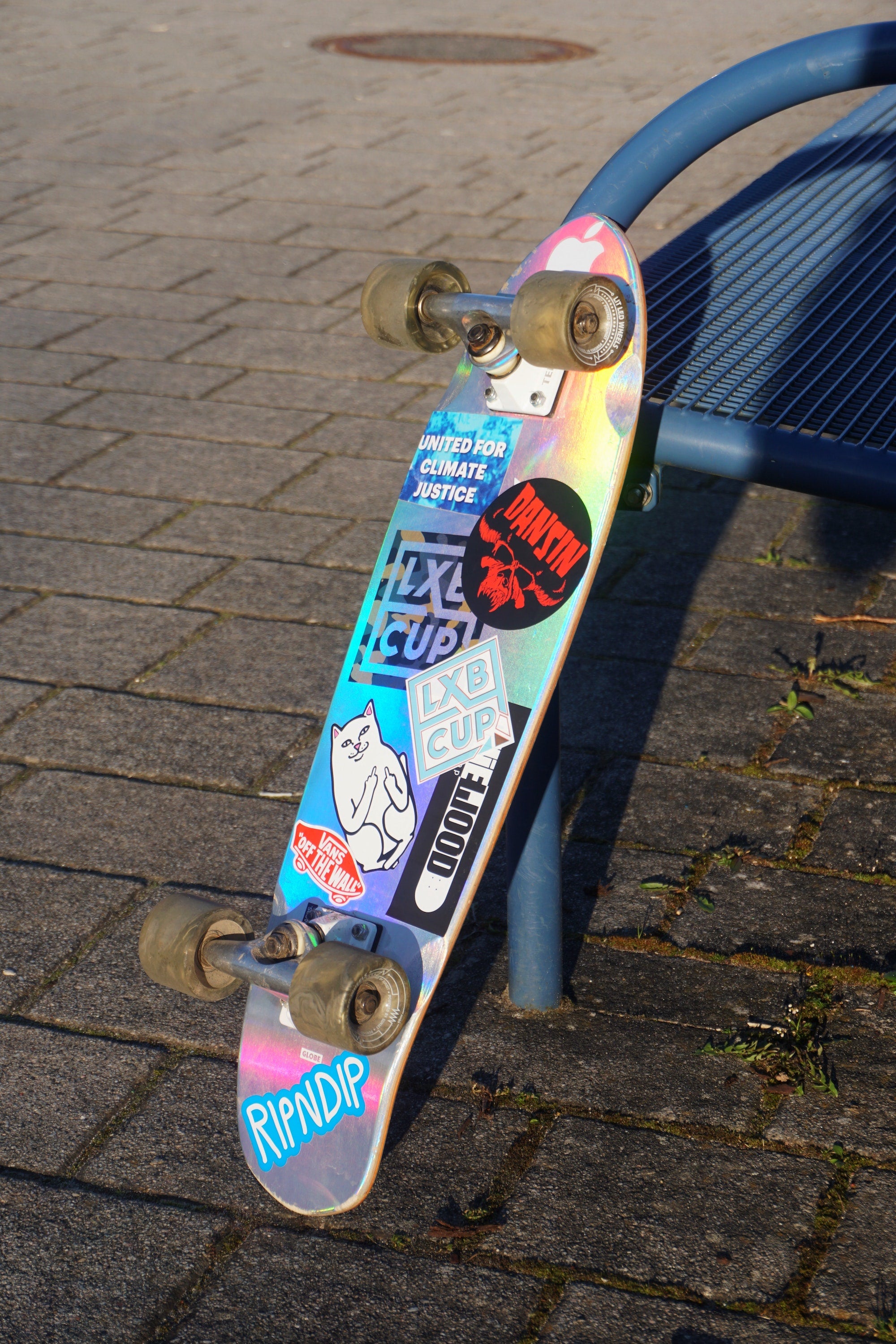 exegese Verward doel Where To Put Stickers On A Skateboard [Complete Guide]