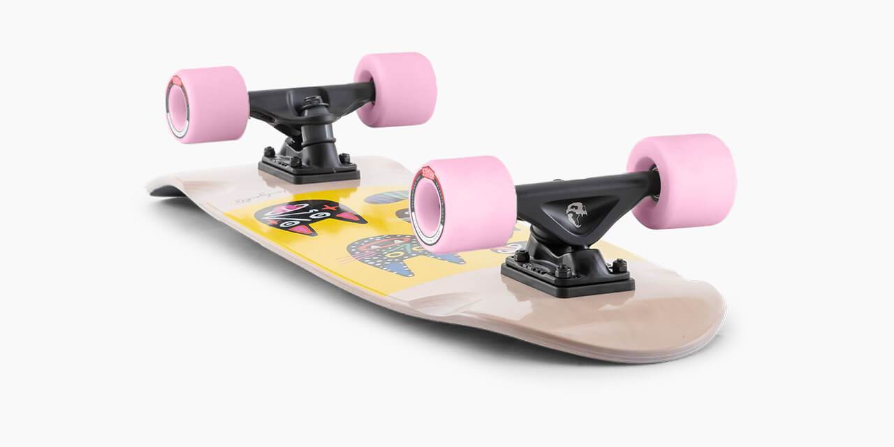 Landyachtz Dinghy 28" Complete, Blunt Wild Cats, Pink Wheel