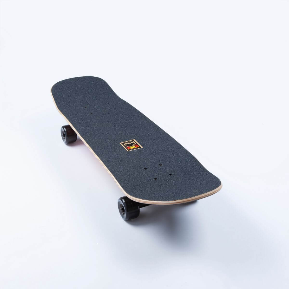 Arbor Martillo Artist Series Skateboard, Complete