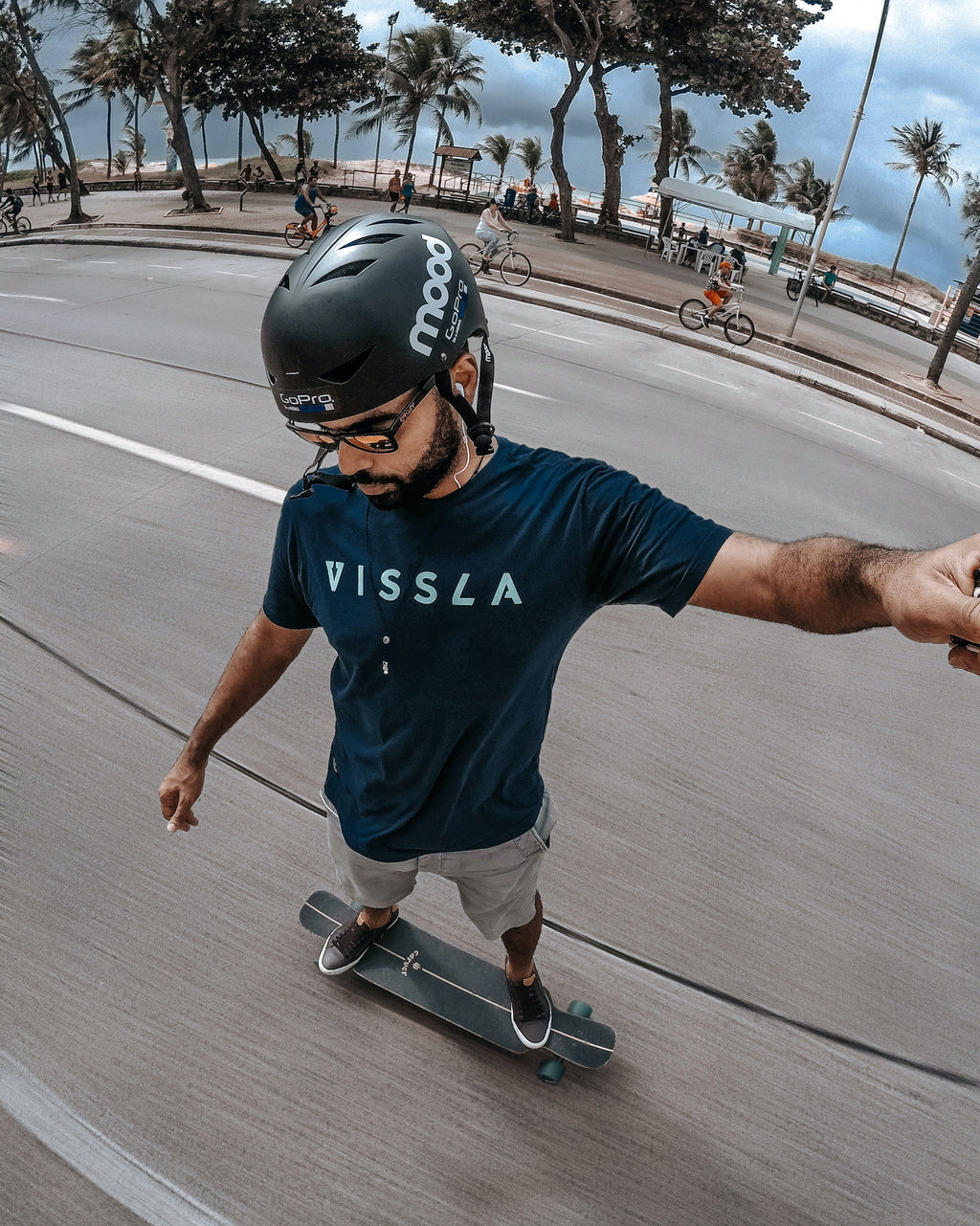 best helmet for skate and bike reddit Thousand Breakthrough technology hidden inside our iconic Old School shell that delivers the deepest fit with unlimited customization for supreme comfort and security do I look dumb in