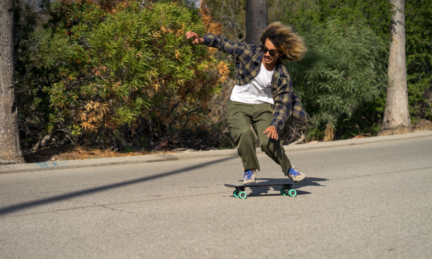 Best Cruiser Skateboards + How To Choose A Cruiser [Complete Guide 202