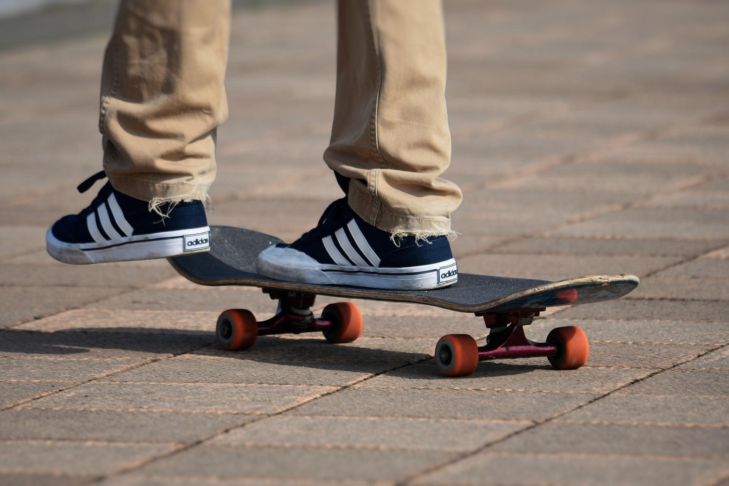 Pushing Mongo On Your Skateboard - Good Or Bad?