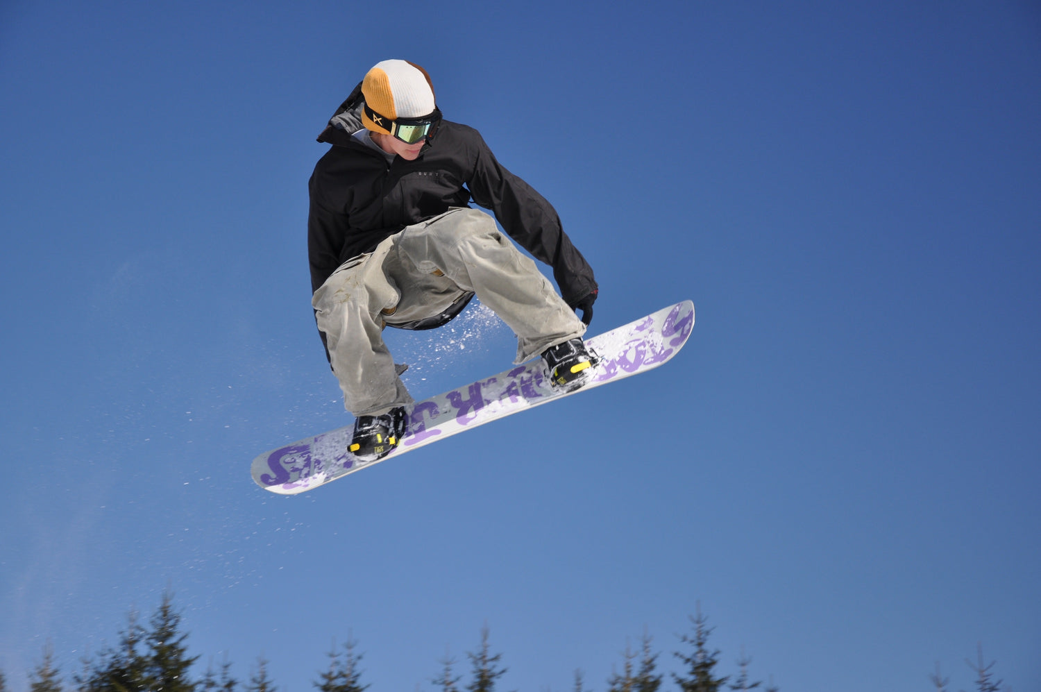 Snowboarding For Beginners [An Epic Guide]