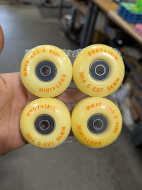 Mini Logo C-Cut 54mm/101a Wheels, White w/ Bearings [BLEMISH]