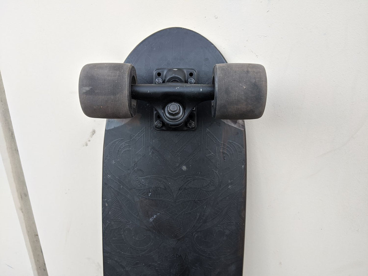 Landyachtz Dinghy Series Skateboard, Emboss Complete - Outlet / Used