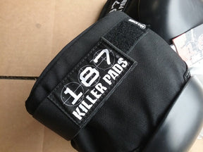 187 Killer Pads Pro Knee Medium Black with Standard White Re-Cap Kit Skateboard